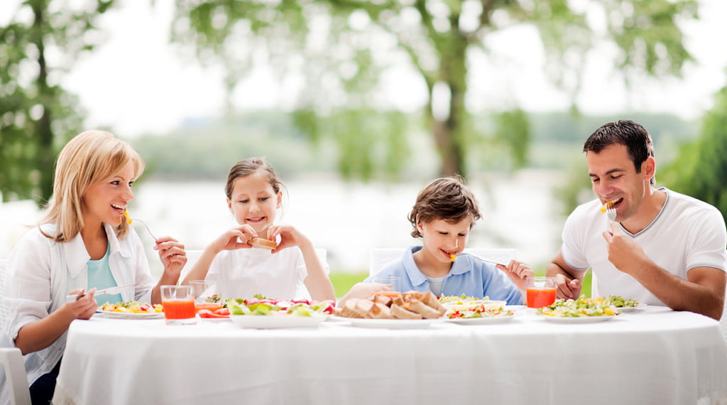 family-outdoor-eating_opt.jpg